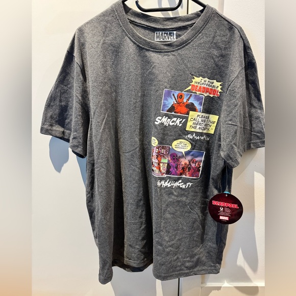 Deadpool comic Tshirt - Picture 1 of 4